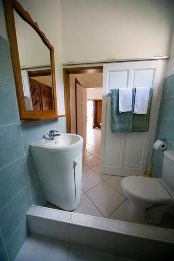 Tobago Hibiscus Golf Villas & Appartments Mount Irvine Habitación foto